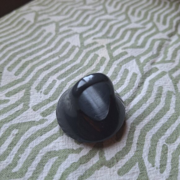 Statement resin ring - Picture 4 of 7